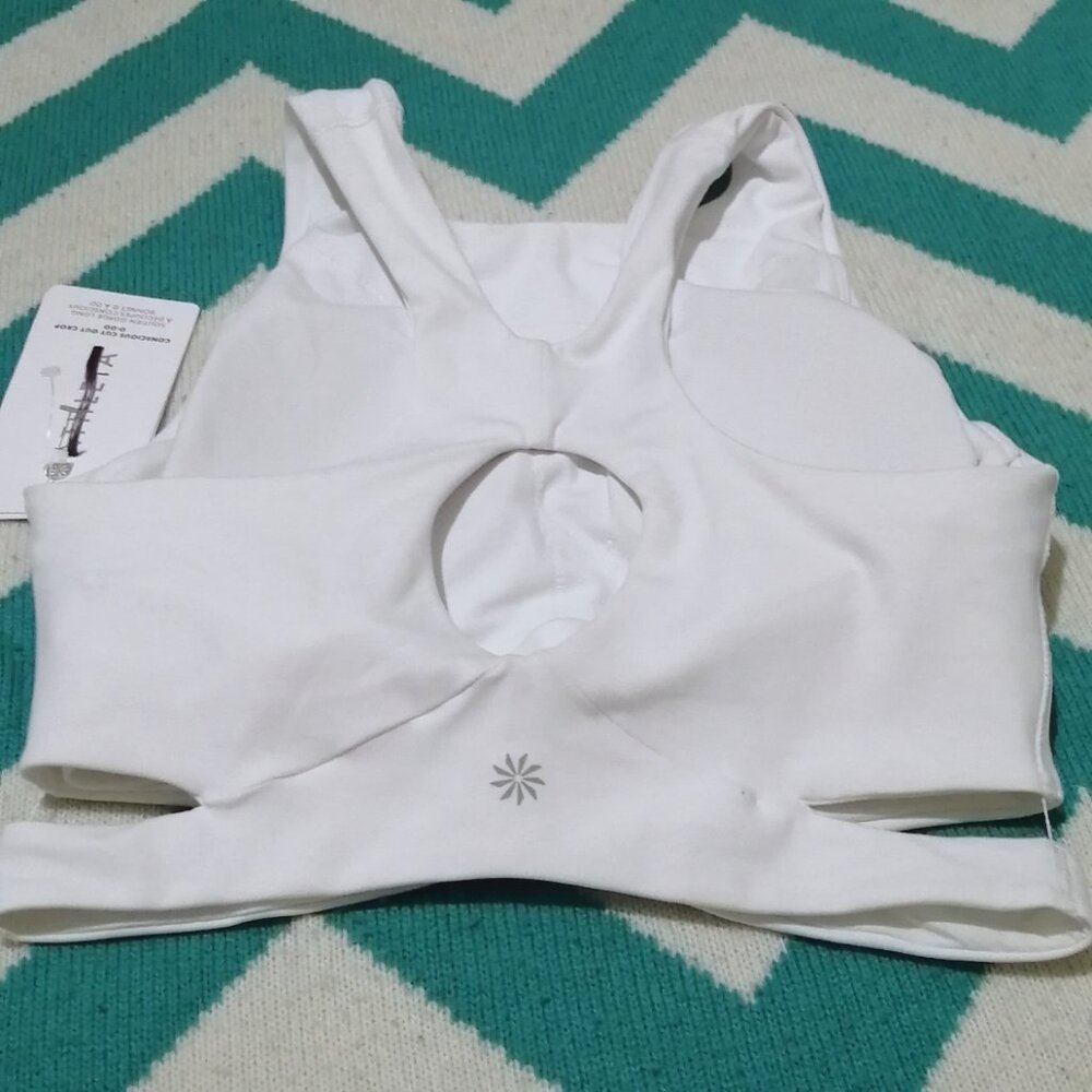 NWT-- Athleta Conscious Cut Out Crop in White, XS - Picture 3 of 11
